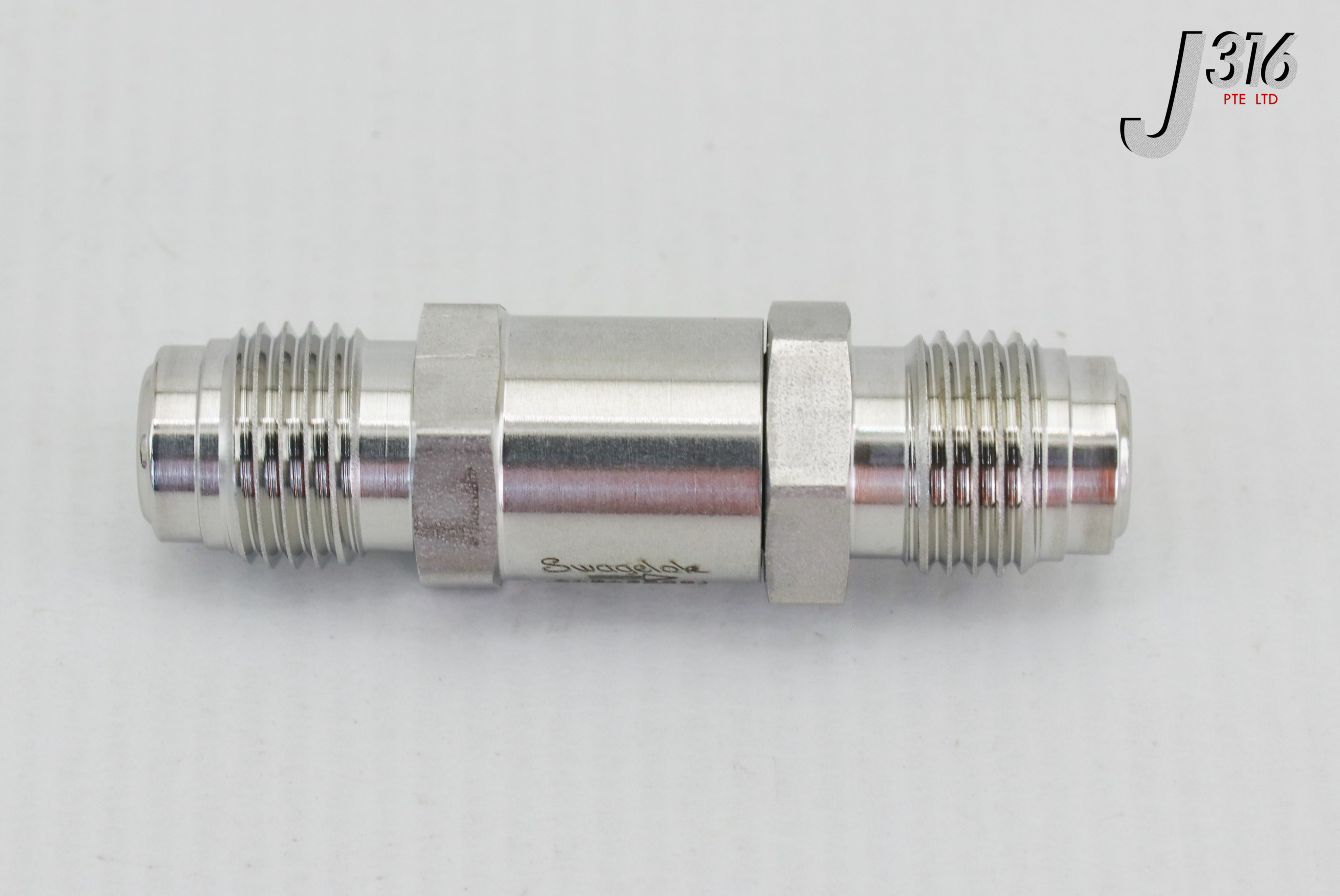 24479 SWAGELOK POPPET CHECK VLV, FIXED PR, 1/4
